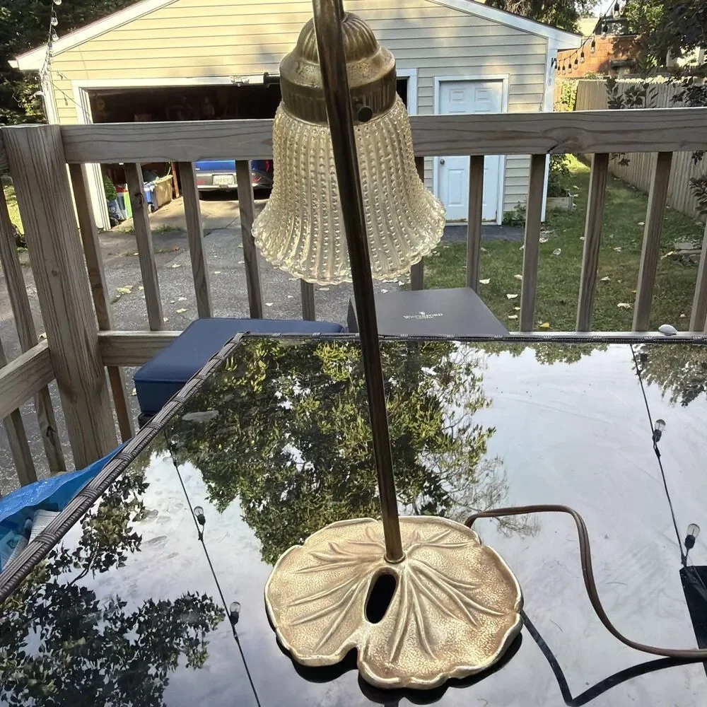 Vintage Lily Pad Brass Gooseneck Table Lamp with Scalloped Shade - Tested! Great